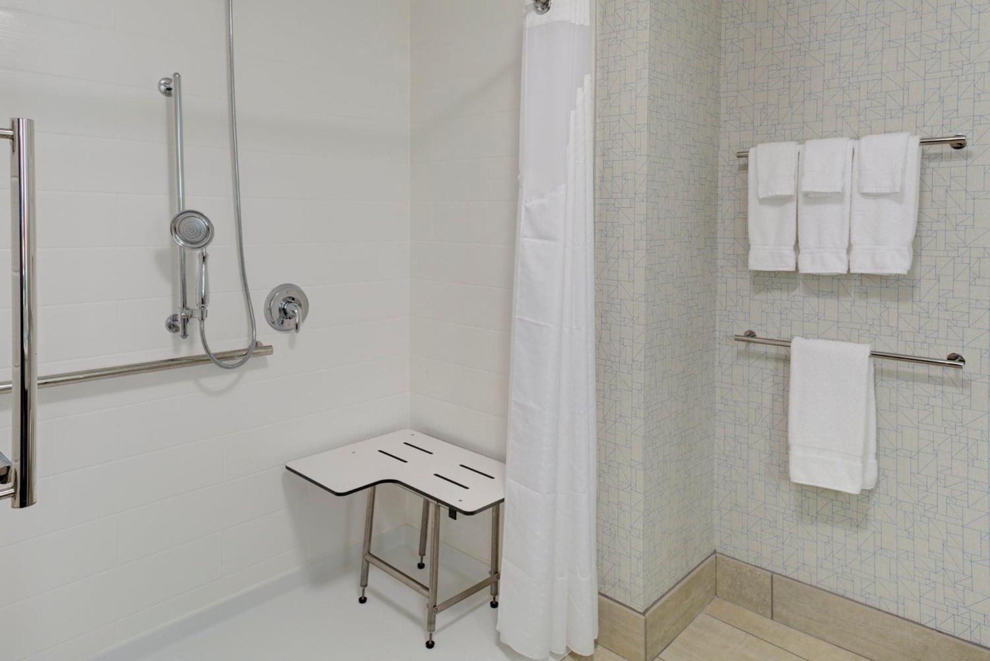Holiday Inn Express & Suites - King George - Dahlgren By Ihg Alden Kültér fotó